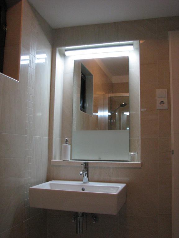 Apartments Blanka Zrnovo Rom bilde