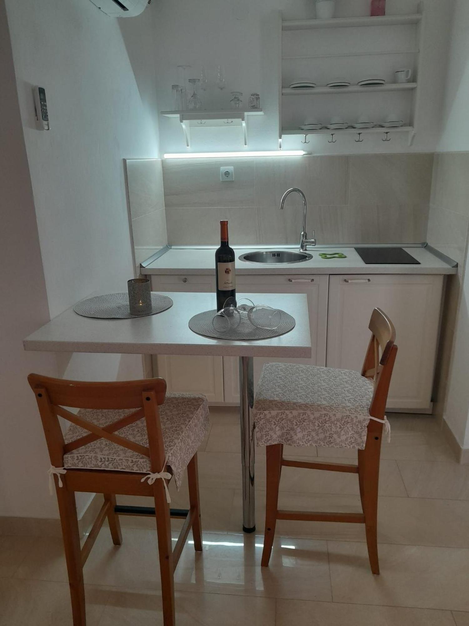 Apartments Blanka Zrnovo Eksteriør bilde